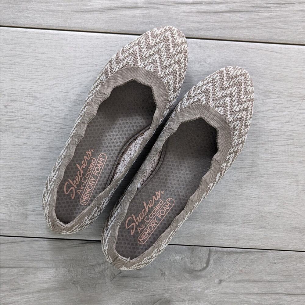 Skechers Cleo 158348 Taupe Neutral Memory Foam Comfort Knit Ballet Flats sz 6.5